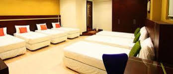 Naga Regent Hotel Luaran gambar